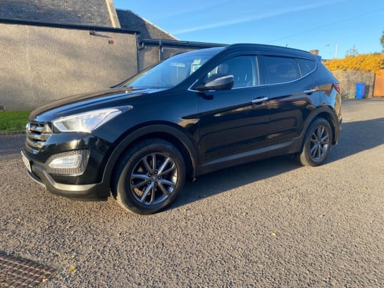 A 2013 HYUNDAI SANTA FE CRDI PREMIUM