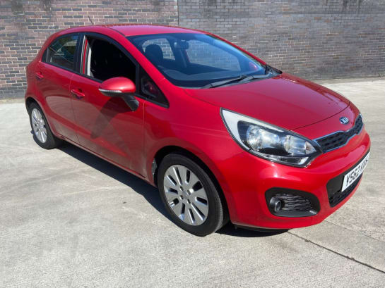 A null KIA RIO 1.4 2 5d 107 BHP