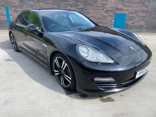 A null PORSCHE PANAMERA 3.0D V6 Hatchback 5dr Diesel TiptronicS Euro 5 (250 ps)