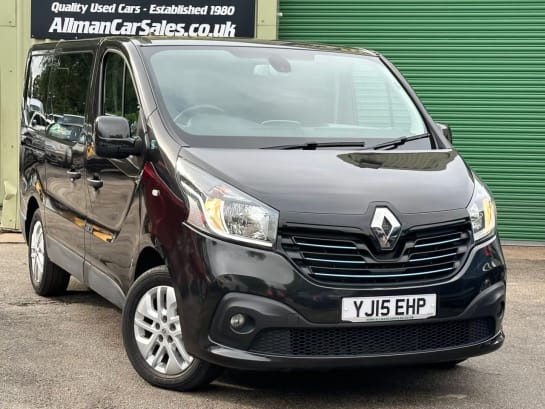 A 2015 RENAULT TRAFIC SL27 SPORT DCI S/R P/V