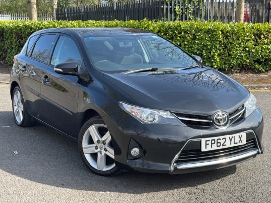 A null TOYOTA AURIS 1.6 V-Matic Sport Hatchback 5dr Petrol Manual Euro 5 (132 ps)