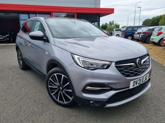 A null VAUXHALL GRANDLAND X 1.2 ELITE NAV 5d 129 BHP