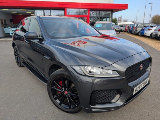 A null JAGUAR F-PACE 3.0 D300 V6 S SUV 5dr Diesel Auto AWD Euro 6 (s/s) (300 ps)