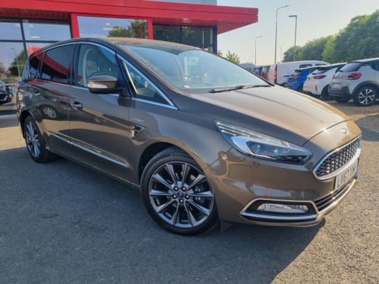 A 2017 FORD S-MAX VIGNALE TDCI