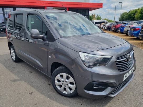 A null VAUXHALL COMBO LIFE 1.5 Turbo D SE MPV 5dr Diesel Manual Euro 6 (s/s) (7 Seat) (100 ps)