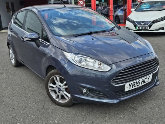 A null FORD FIESTA 1.0T EcoBoost Zetec Hatchback 5dr Petrol Manual Euro 5 (s/s) (100 ps)