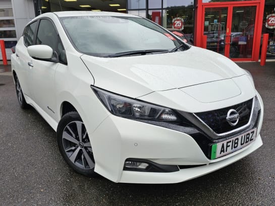 A null NISSAN LEAF 40kWh Acenta Hatchback 5dr Electric Auto (150 ps)