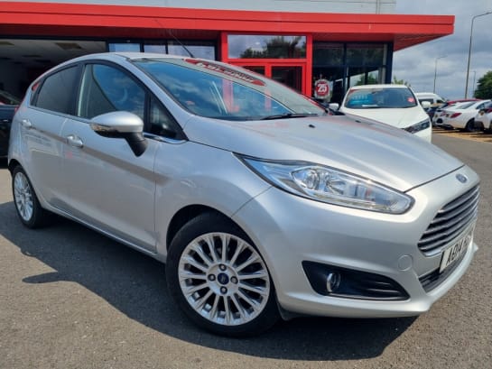 A null FORD FIESTA 1.0T EcoBoost Titanium Hatchback 5dr Petrol Manual Euro 5 (s/s) (100 ps)