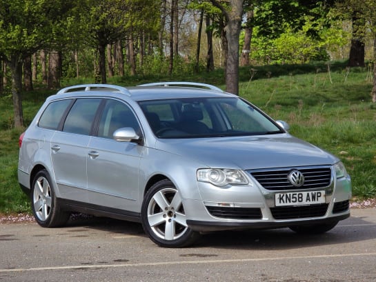 A 2008 VOLKSWAGEN PASSAT 2.0 TDI SEL Euro 4 5dr