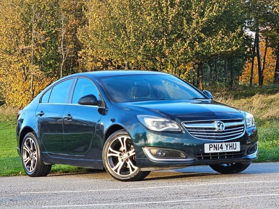 A 2014 VAUXHALL INSIGNIA LIMITED EDITION