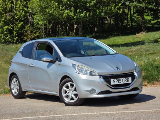A 2015 PEUGEOT 208 1.4 HDi Style Euro 5 3dr