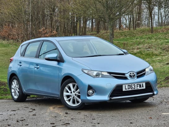A 2014 TOYOTA AURIS 1.33 Dual VVT-i Icon Euro 5 (s/s) 5dr