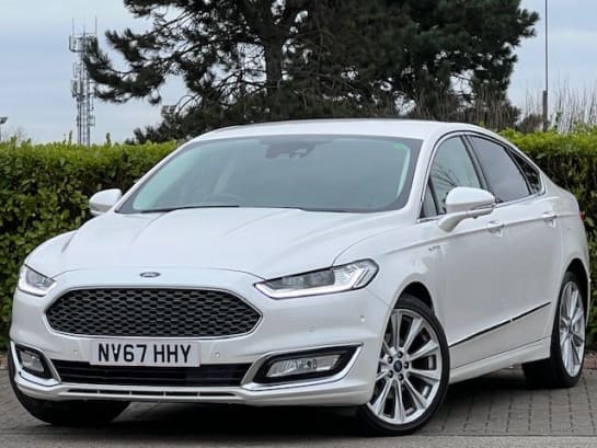 A null FORD MONDEO 2.0 TDCi Vignale Saloon 4dr Diesel Powershift Euro 6 (s/s) (210 ps) (White