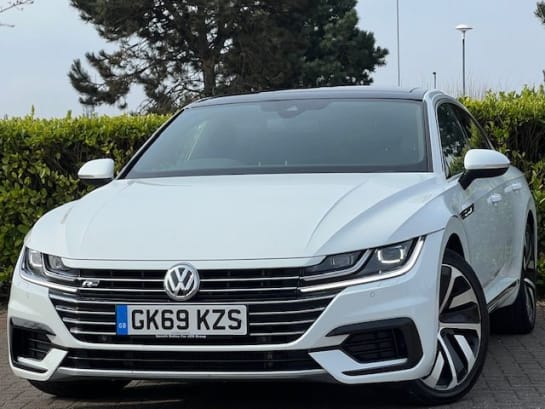 A null VOLKSWAGEN ARTEON 2.0 TDI R-Line Fastback 5dr Diesel DSG Euro 6 (s/s) (190 ps) (PURE WHITE)