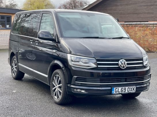 A 2020 VOLKSWAGEN CARAVELLE EXECUTIVE TDI BMT