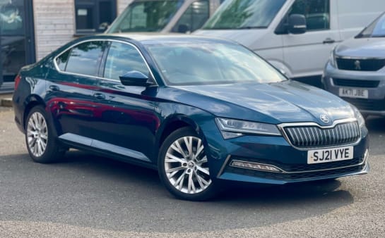 A null SKODA SUPERB 1.4 TSI iV 13kWh SE L Hatchback 5dr Petrol Plug-in Hybrid DSG Euro 6 (s/s)