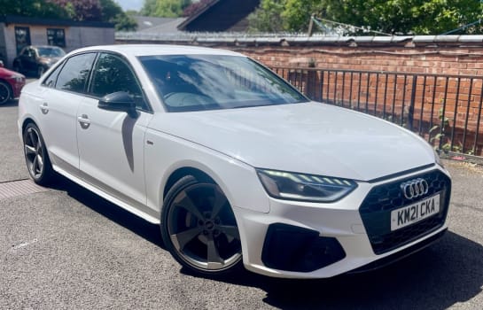 A null AUDI A4 2.0 TDI 40 Black Edition Saloon 4dr Diesel S Tronic quattro Euro 6 (s/s) (2