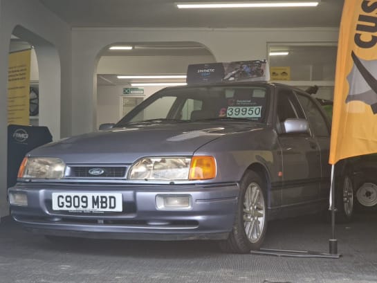 A 1990 FORD SIERRA 2.0 SAPPHIRE RS COSWORTH 4d 201 BHP MATCHING NIUMBERS IMMACULATE STANDARD C
