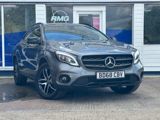 A null MERCEDES-BENZ GLA-CLASS 1.6 GLA 180 URBAN EDITION 5d 121 BHP 1 OWNER / 2 KEYS / FRESH MOT