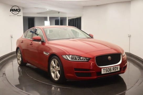 A null JAGUAR XE 2.0d Portfolio Saloon 4dr Diesel Auto Euro 6 (s/s) (180 ps) 2 KEYS / FRESH