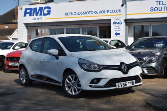 A null RENAULT CLIO 0.9 TCe Dynamique Nav Hatchback 5dr Petrol Manual Euro 6 (s/s) (90 ps)