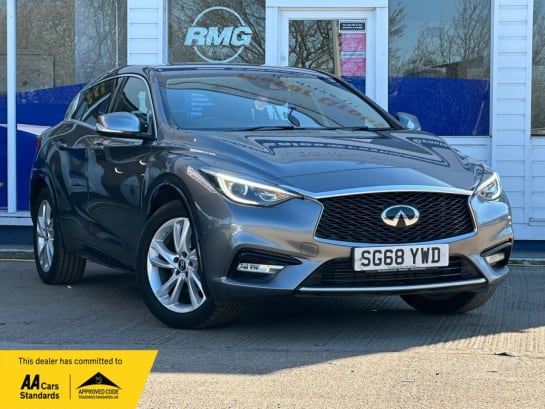 A null INFINITI Q30 1.5d Premium Hatchback 5dr Diesel Manual Euro 6 (s/s) (109 ps) SAT-NAV / UL