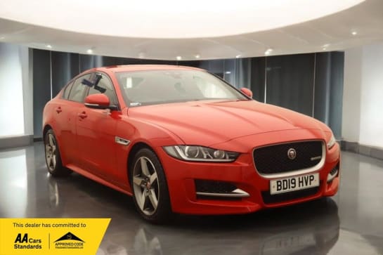 A null JAGUAR XE 2.0i GPF R-Sport Saloon 4dr Petrol Auto Euro 6 (s/s) (200 ps)