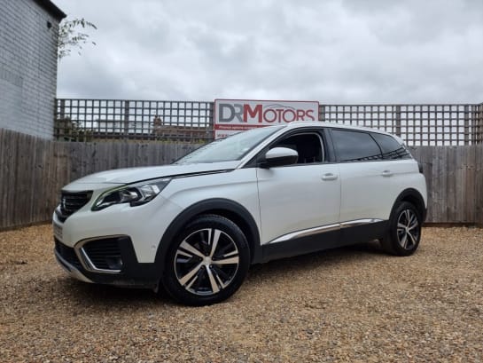 A null PEUGEOT 5008 1.2 PureTech Allure SUV 5dr Petrol Manual Euro 6 (s/s) (130 ps) + SAT NAV +