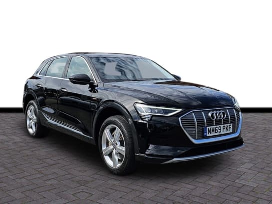 A null AUDI E-TRON QUATTRO BASE 5d 403 BHP 6 M Warranty £1000 per claim