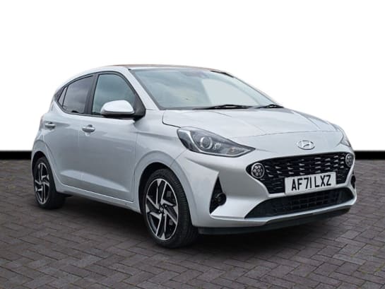 A null HYUNDAI I10 1.0 Premium Hatchback 5dr Petrol Manual Euro 6 (s/s) (67 ps) 6 M Warranty £