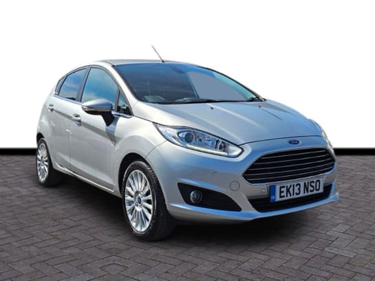 A null FORD FIESTA 1.0T EcoBoost Titanium Hatchback 5dr Petrol Manual Euro 5 (s/s) (100 ps) 6