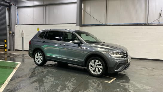 A 2022 VOLKSWAGEN TIGUAN ALLSPACE 1.5 TSI Life [7 Seats]