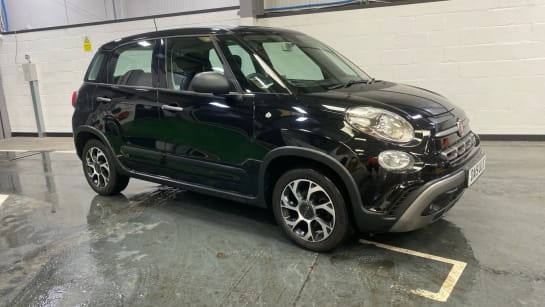 A 2019 FIAT 500L 1.4 City Cross