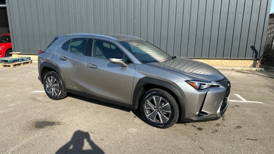 A 2022 LEXUS UX 300e 150kW 54.3 kWh E-CVT