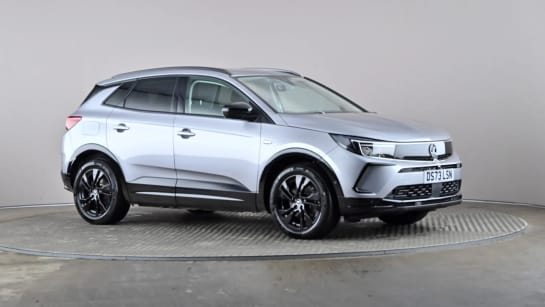 A 2023 VAUXHALL GRANDLAND 1.6 Plug-in Hybrid GS Auto