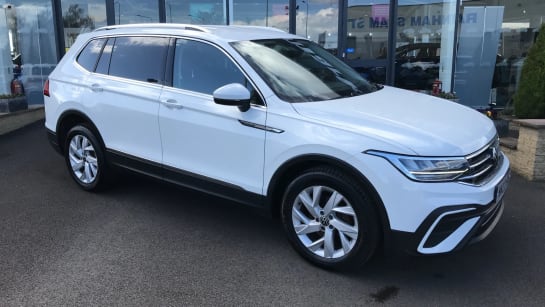 A 2022 VOLKSWAGEN TIGUAN ALLSPACE 2.0 TDI Life [7 Seats]