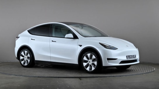 A 2023 TESLA MODEL Y RWD Auto