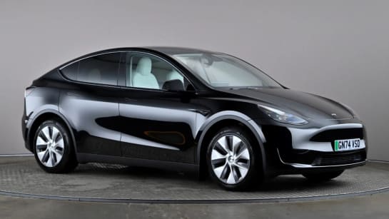 A 2024 TESLA MODEL Y RWD Auto