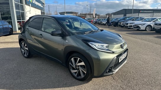 A 2022 TOYOTA AYGO X 1.0 VVT-i Exclusive Auto