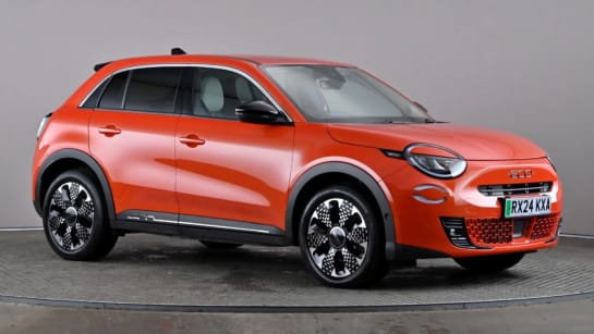 A 2024 FIAT 600 115kW La Prima 54kWh Auto