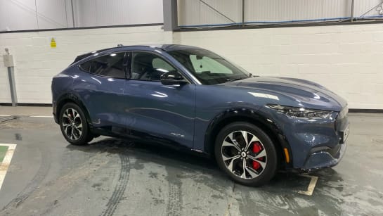 A 2021 FORD MUSTANG MACH-E 198kW Standard Range 68kWh AWD Auto