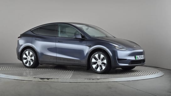 A 2022 TESLA MODEL Y RWD Auto