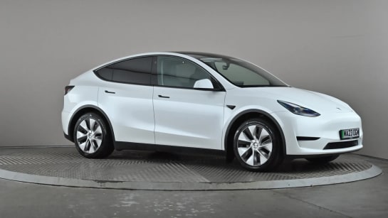 A 2023 TESLA MODEL Y RWD Auto