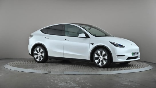 A 2022 TESLA MODEL Y Long Range AWD Auto