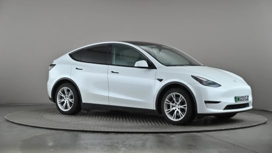 A 2023 TESLA MODEL Y Long Range AWD Auto