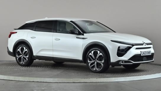 A 2023 CITROEN C5 X 1.6 Plug-in Hybrid 225 Shine Plus e-EAT8