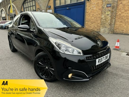 A null PEUGEOT 208 BLACK EDITION