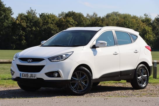 A 2015 HYUNDAI IX35 CRDI SE