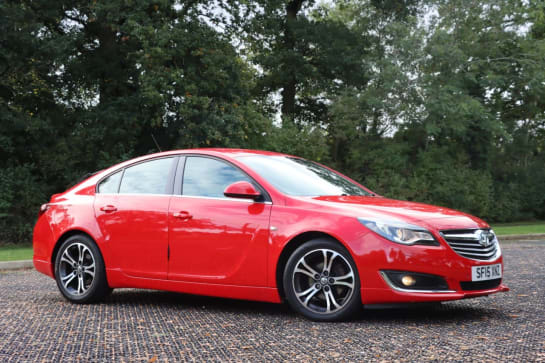 A 2015 VAUXHALL INSIGNIA LIMITED EDITION CDTI ECOFLEX S/S