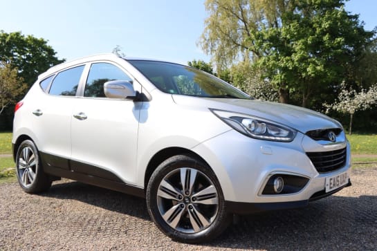A null HYUNDAI IX35 2.0 CRDi Premium SUV 5dr Diesel Manual 4WD Euro 5 (134 bhp) Just Serviced R